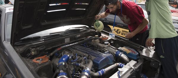 Автоунаа оңдоо. Архив Автоунаа оңдоо. Архив - Sputnik Кыргызстан