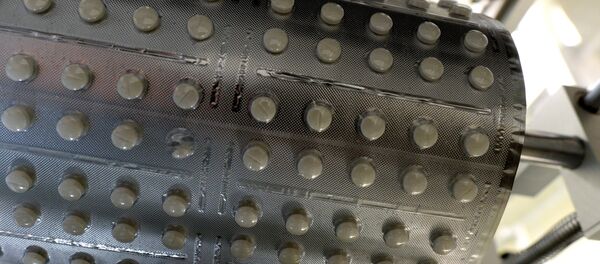 Блистерная машина на фармацевтическом предприятии. Архивное фото - Sputnik Кыргызстан