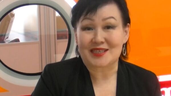 Айнура из сериала Кухня на СТС исполняет хит Туулган жерим - Sputnik Кыргызстан