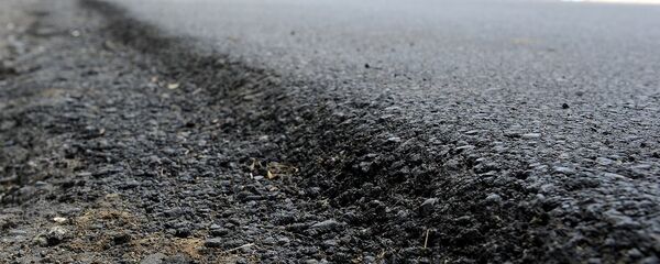 Кладка асфальта на дороги Бишкека. Архивное фото - Sputnik Кыргызстан