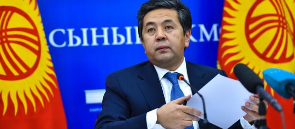 Мамлекеттик каттоо кызматынын төрагасы Тайырбек Сарпашевдин архивдик сүрөтү - Sputnik Кыргызстан