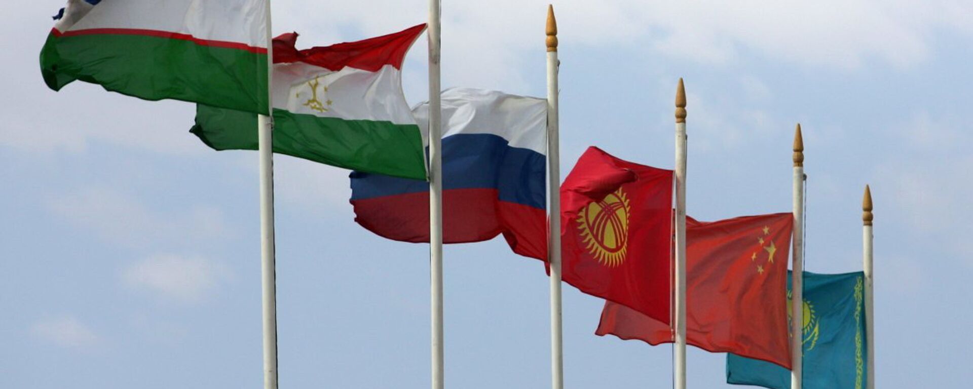Флаги стран ЦА, России и Китая. Архивное фото - Sputnik Кыргызстан, 1920, 29.03.2022