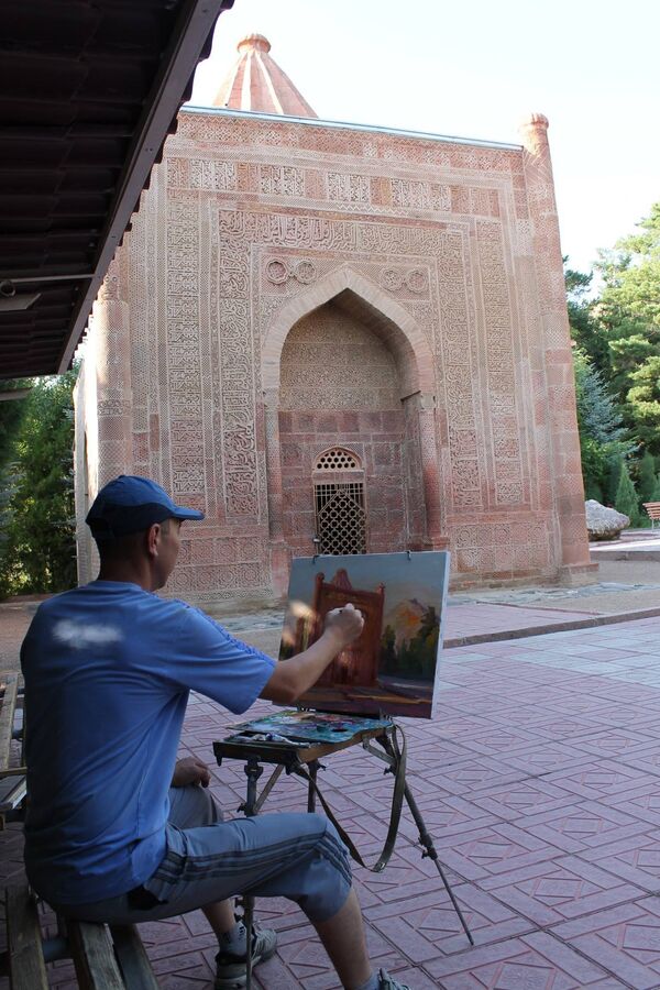 Социально-культурный проект Сонун Кыргызстан посредством художественных картин продемонстрирует всю мощь, красоту и сказочность КР - Sputnik Кыргызстан