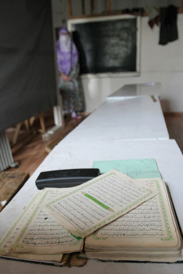 Коран в медресе. Архивное фото - Sputnik Кыргызстан