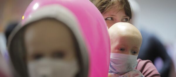 Каттуу ооруга кабылган балдар. Архив - Sputnik Кыргызстан