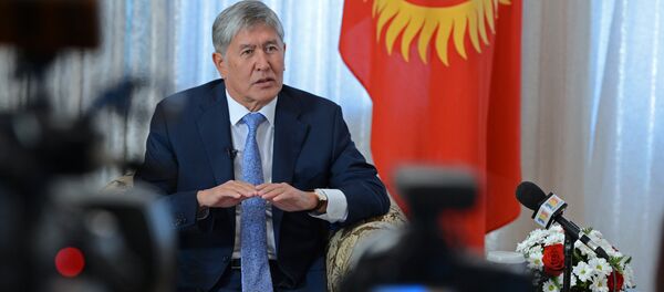 Президент Кыргызстана Алмазбек Атамбаев. Архивное фото - Sputnik Кыргызстан