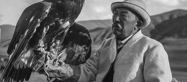 Неизвестные кадры из первого фильма Толомуша Океева Небо нашего детства - Sputnik Кыргызстан