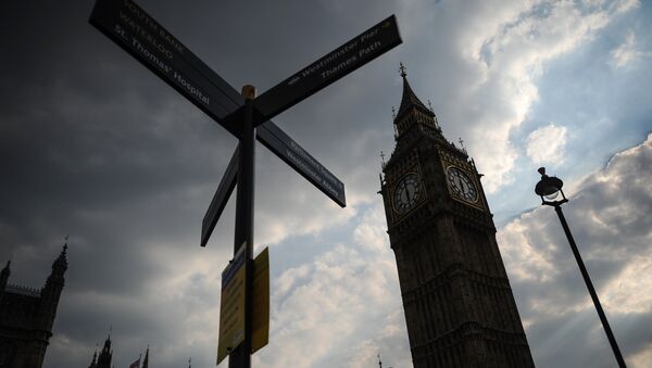 Часовая башня Биг Бен в Лондоне. Архивное фото - Sputnik Кыргызстан