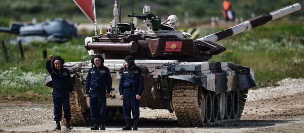 Танк биатлонунун Кыргызстандын катышуучулары. Архив - Sputnik Кыргызстан