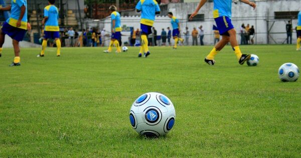 Футбольный мяч. Архивное фото - Sputnik Кыргызстан