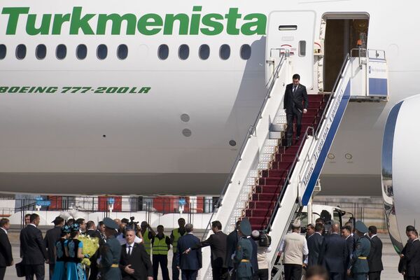 Визит президента Туркменистана Гурбангулы Бердымухамедова в Кыргызстан - Sputnik Кыргызстан