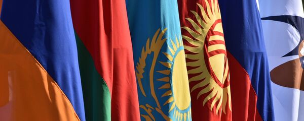 Флаги стран  ЕАЭС. Архивное фото - Sputnik Кыргызстан