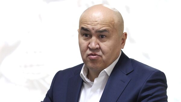 Лидер парламентской фракции Бир Бол Алтынбек Сулайманов. Архивное фото - Sputnik Кыргызстан