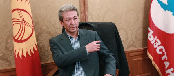 Бүтүн Кыргызстан Эмгек саясий партиясынын теңтөрагасы Адахан Мадумаров. Архив - Sputnik Кыргызстан