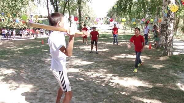 Тогуз коргоол, качма топ и зарядка — этнические игры для детей - Sputnik Кыргызстан