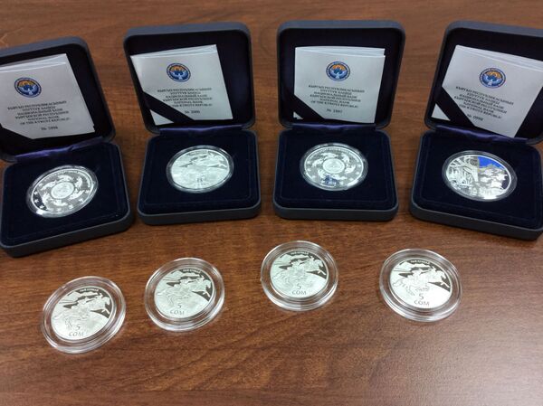 Стать обладателем новой коллекционной монеты Тамга можно за 2 600 сомов - Sputnik Кыргызстан