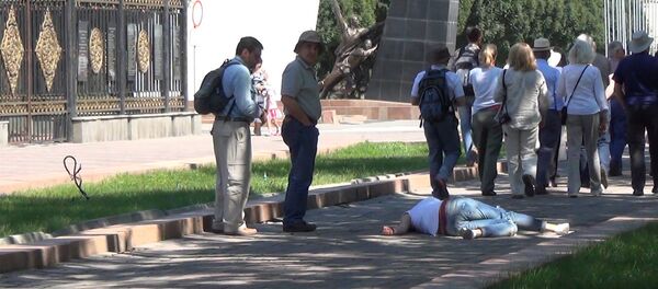 Эксперимент Человеку плохо в КР: проверка чиновников и милиционеров - Sputnik Кыргызстан