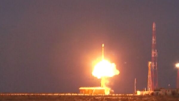 Испытания межконтинентальной баллистической ракеты Тополь. Кадры пуска - Sputnik Кыргызстан