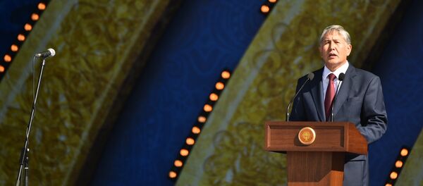 Президент Кыргызстана Алмазбек Атамбаев. Архивное фото - Sputnik Кыргызстан