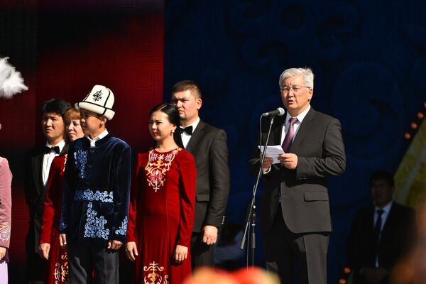 С поздравительной речью выступил и мэр Бишкека Кубанычбек Кулматов - Sputnik Кыргызстан