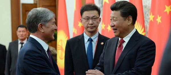 В ходе рабочего визита президента Алмазбека Атамбаева в КНР - Sputnik Кыргызстан