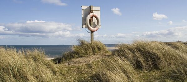 Суу жээги. Архив Суу жээги. Архив - Sputnik Кыргызстан