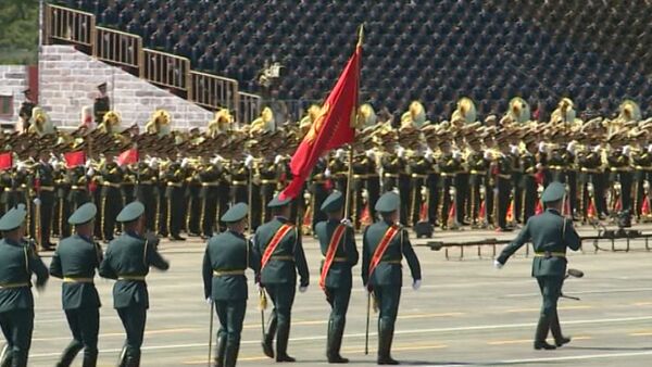 Тяньаньмэнь аянтында Атамбаев башка президенттер менен чогуу парадга к - Sputnik Кыргызстан