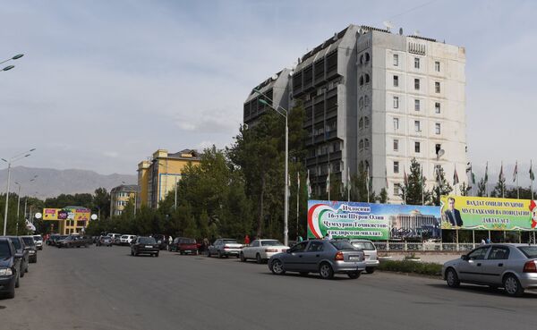 Улица 20-летия Независимости Республики Таджикистан. Архивное фото - Sputnik Кыргызстан