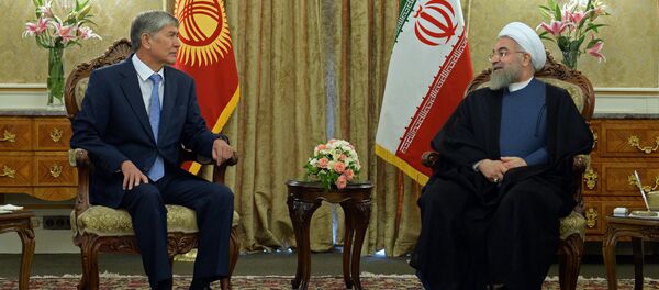 Визит Президента Алмазбека Атамбаева в Иран - Sputnik Кыргызстан