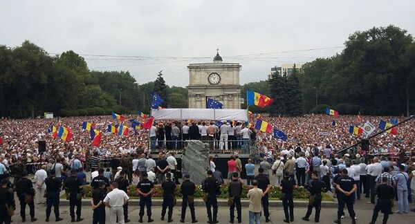 Участники митинга в Кишиневе потребовали отставки президента Молдовы - Sputnik Кыргызстан