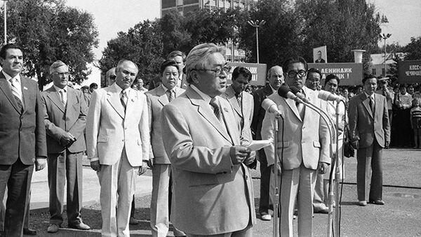 Архивное фото первого секретаря Центрального комитета Коммунистической партии Киргизской ССР Турдакуна Усубалиева - Sputnik Кыргызстан