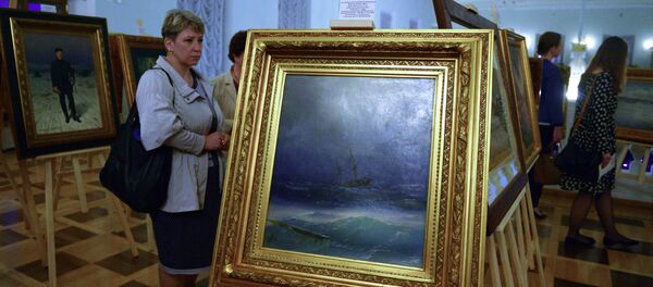 Картина Ивана Айвазовского Морской Пейзаж в Доме Пашкова в Москве. Архивное фото - Sputnik Кыргызстан