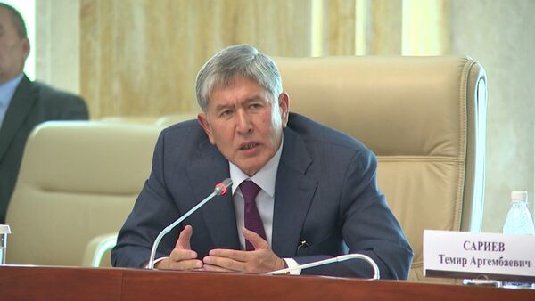 Атамбаев: парламенттик шайлоону таза өткөрсөк, президенттик шайлоодо - Sputnik Кыргызстан