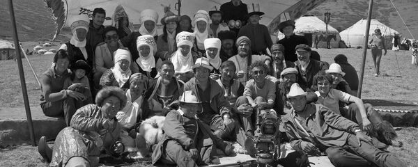 Киногруппа фильма Потомок белого барса. Архивное фото - Sputnik Кыргызстан