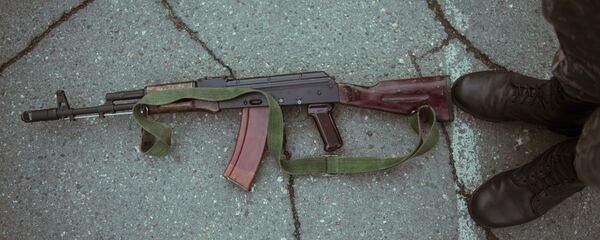 Автомат Калашникова. Архивное фото - Sputnik Кыргызстан