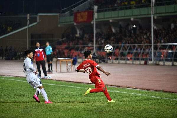 Оманцы смогли уже забить на девятой минуте матча - Sputnik Кыргызстан