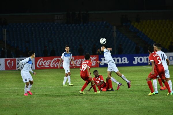 Во втором тайме матча доминировала сборная Кыргызстана - Sputnik Кыргызстан