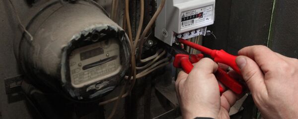 Электрик жумуш учурунда. Архив Электрик жумуш учурунда. Архив - Sputnik Кыргызстан