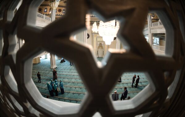 Как отмечают в Совете муфтиев России (СМР), мечеть станет первой в Европе по вместимости. - Sputnik Кыргызстан