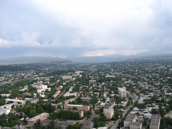Вид на город Ош с горы Сулайман Тоо. Архивное фото - Sputnik Кыргызстан