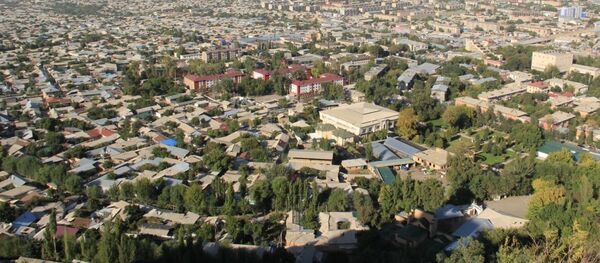 Премьер-министр Темир Сариев посетил ряд объектов в городе Ош - Sputnik Кыргызстан