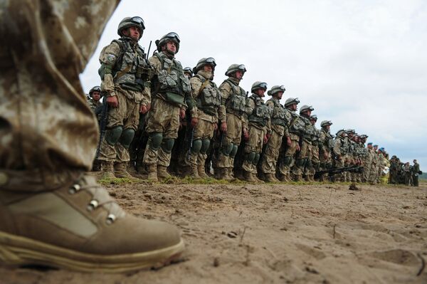 Военнослужащие вооруженных сил РФ на учениях. Архивное фото - Sputnik Кыргызстан