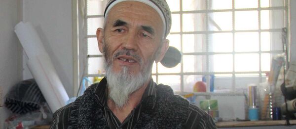 Өмүр бою түрмөгө кесилген Азимжан Аскаров. Архив - Sputnik Кыргызстан