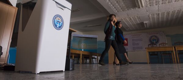 Подготовка к парламентским выборам в Бишкеке. Подготовка к парламентским выборам в Бишкеке. - Sputnik Кыргызстан