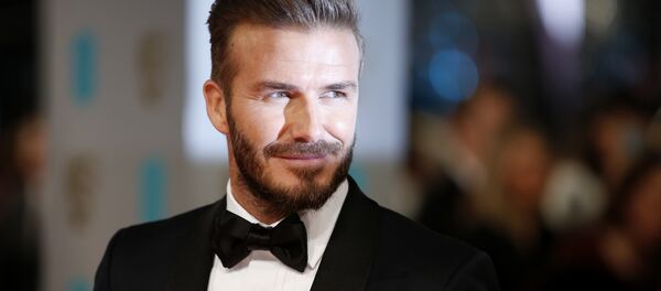 Известный английский футболист Дэвид Бекхэм. Архивное фото Известный английский футболист Дэвид Бекхэм. Архивное фото - Sputnik Кыргызстан