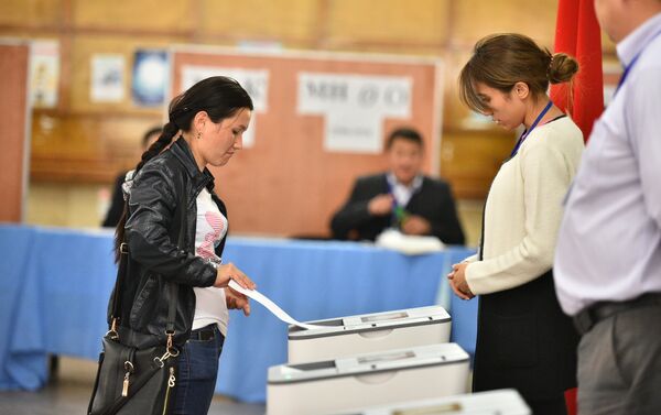 Выборы депутатов ЖК в наши дни - Sputnik Кыргызстан