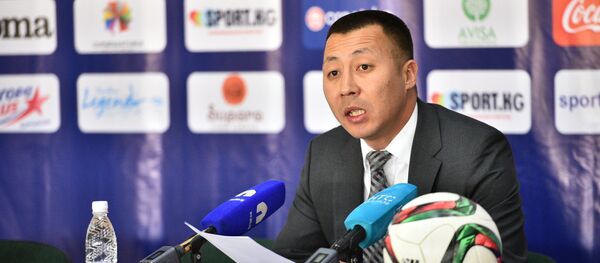 Архивное фото бывшего лидера фракции Республика — Ата-Журт Бишкекского городского кенеша Асылбек Кадралиев. Архивное фото - Sputnik Кыргызстан