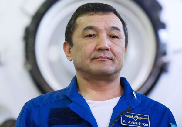 Казакстандык космонавт-сыноочу Айдын Аимбетов. Архив - Sputnik Кыргызстан
