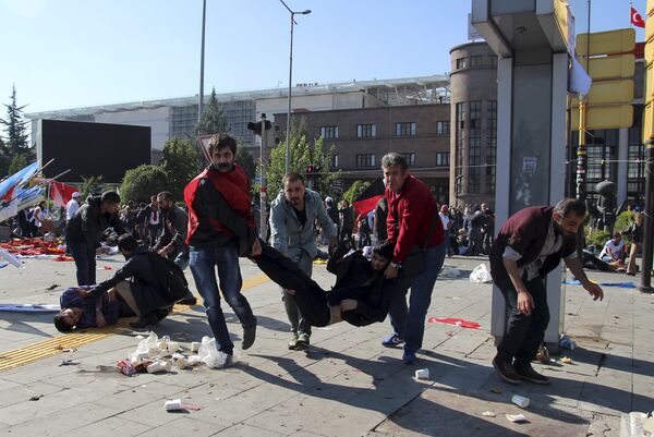 Более 20 человек погибли и десятки получили ранения в результате двух взрывов в Анкаре. - Sputnik Кыргызстан