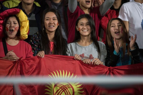 Девушки ничего не понимают в футболе — это просто стереотипы - Sputnik Кыргызстан